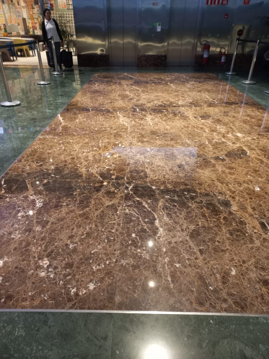 Restauração, Polimento e impermeabilização Mármore Marron Imperial Cubo Itaú- Vila Olímpia